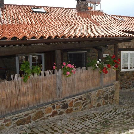 Apimonte Casa Do Pascoal - Pn Montesinho Villa Bragança Exteriör bild